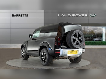 Used Land Rover Defender 90 2023 for sale - 79262614: Photo