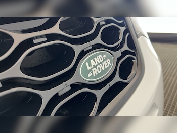 Used Land Rover Discovery Sport 2025 for sale - 79262616: Photo