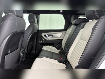 Used Land Rover Discovery Sport 2025 for sale - 79337908: Photo