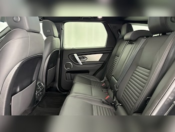 Used Land Rover Discovery Sport 2025 for sale - 79262609: Photo