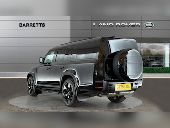 Used Land Rover Defender 130 2025 for sale - 79262642: Photo