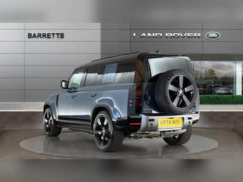 Used Land Rover Defender 110 2024 for sale - 79763430: Photo