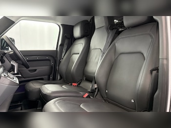 Used Land Rover Defender 110 2025 for sale - 79262638: Photo
