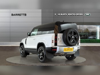 Used Land Rover Defender 90 2024 for sale - 79262610: Photo