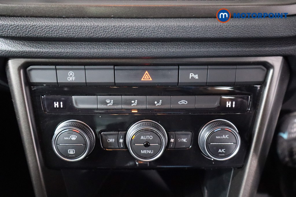 Used Volkswagen T-Roc 2018 for sale - 76367230: Photo 24