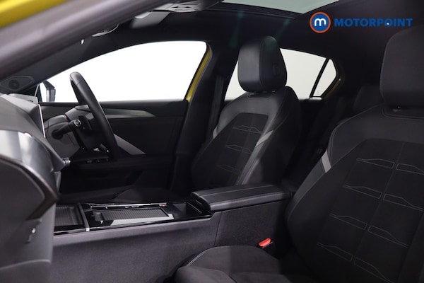 Used Vauxhall Astra 2023 for sale - 76219442: Photo 12