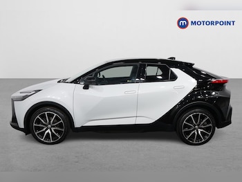 Used Toyota C-HR 2024 for sale - 76491608: Photo