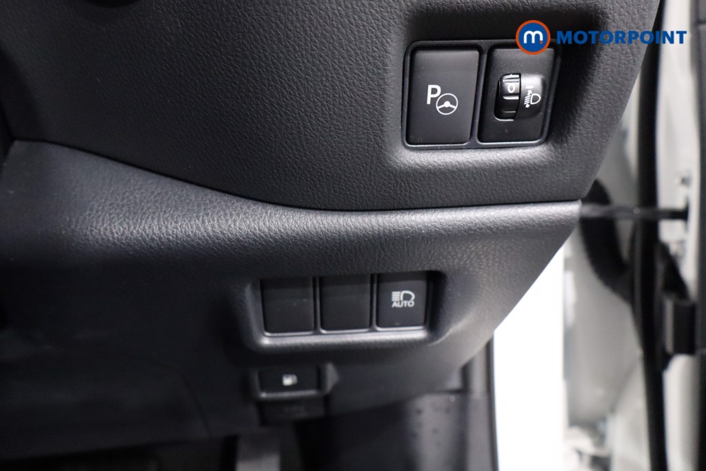 Used Toyota C-HR 2022 for sale - 76682038: Photo 19