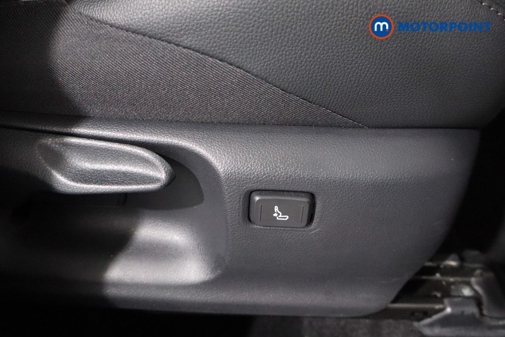 Used Toyota C-HR 2022 for sale - 76682038: Photo 20