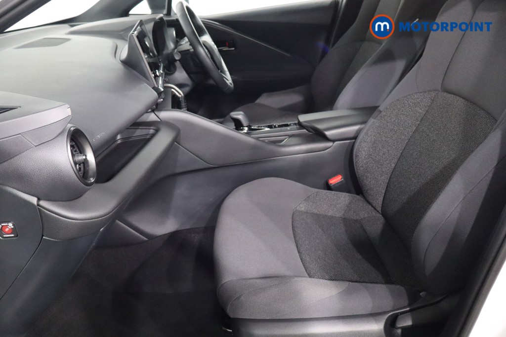 Used Toyota C-HR 2024 for sale - 76036376: Photo 12