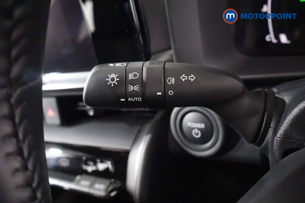 Used Toyota C-HR 2024 for sale - 76036376: Photo 25