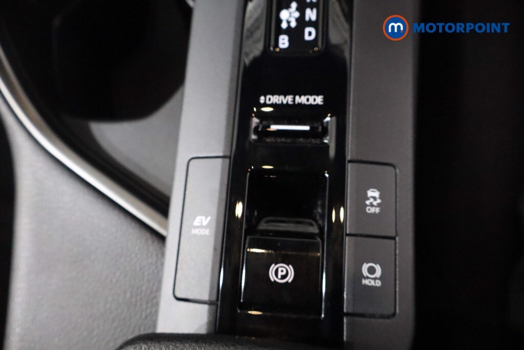 Used Toyota C-HR 2024 for sale - 76036376: Photo 27