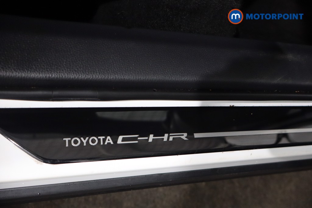 Used Toyota C-HR 2024 for sale - 76036376: Photo 31