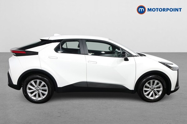 Used Toyota C-HR 2024 for sale - 76036376: Photo 8