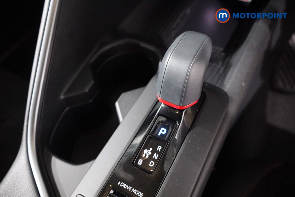 Used Toyota C-HR 2024 for sale - 76412997: Photo 22