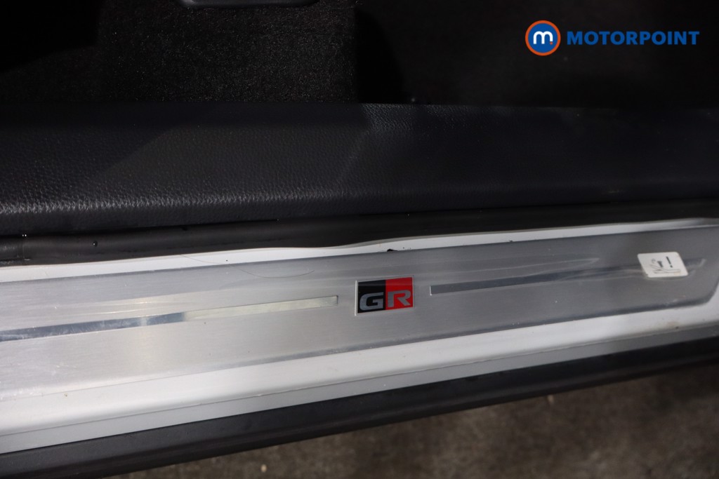 Used Toyota C-HR 2024 for sale - 76412997: Photo 31