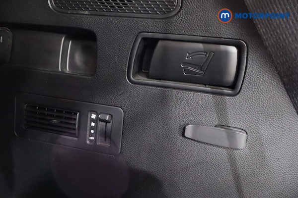 Used Hyundai Santa Fe 2016 for sale - 76278777: Photo 49