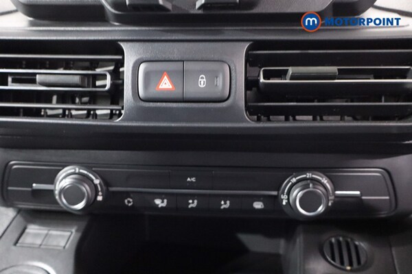 Used Citroen Berlingo 2025 for sale - 76117960: Photo 23