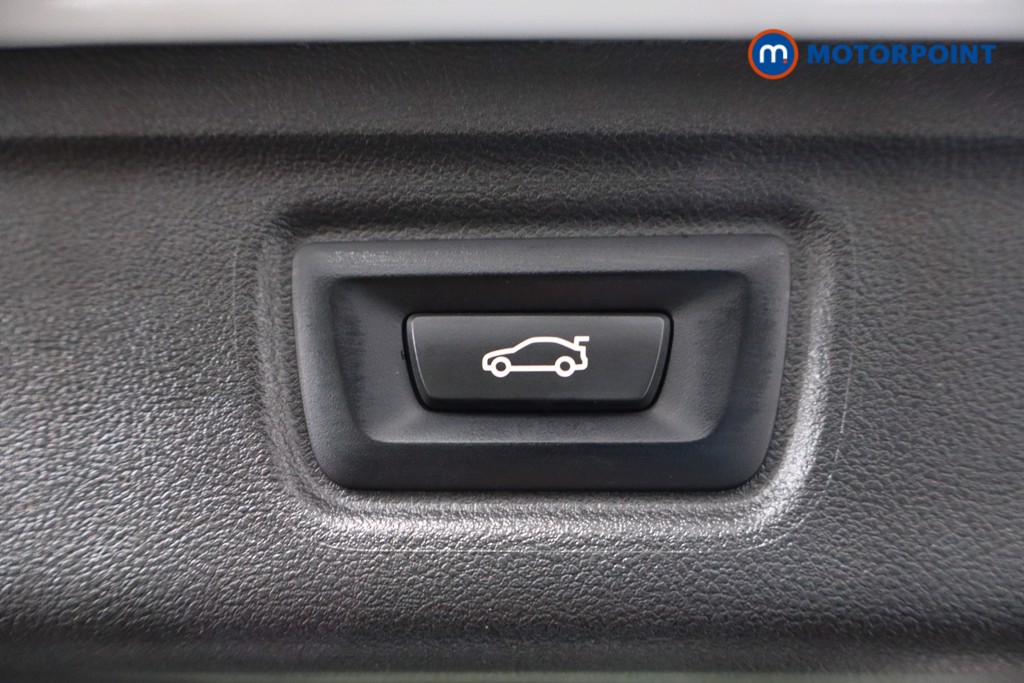 Used BMW 3 Series 2021 for sale - 77297700: Photo 46