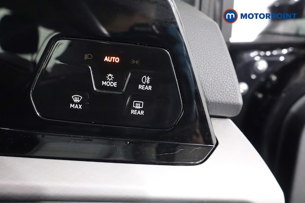 Used Volkswagen Golf 2023 for sale - 75995514: Photo 29