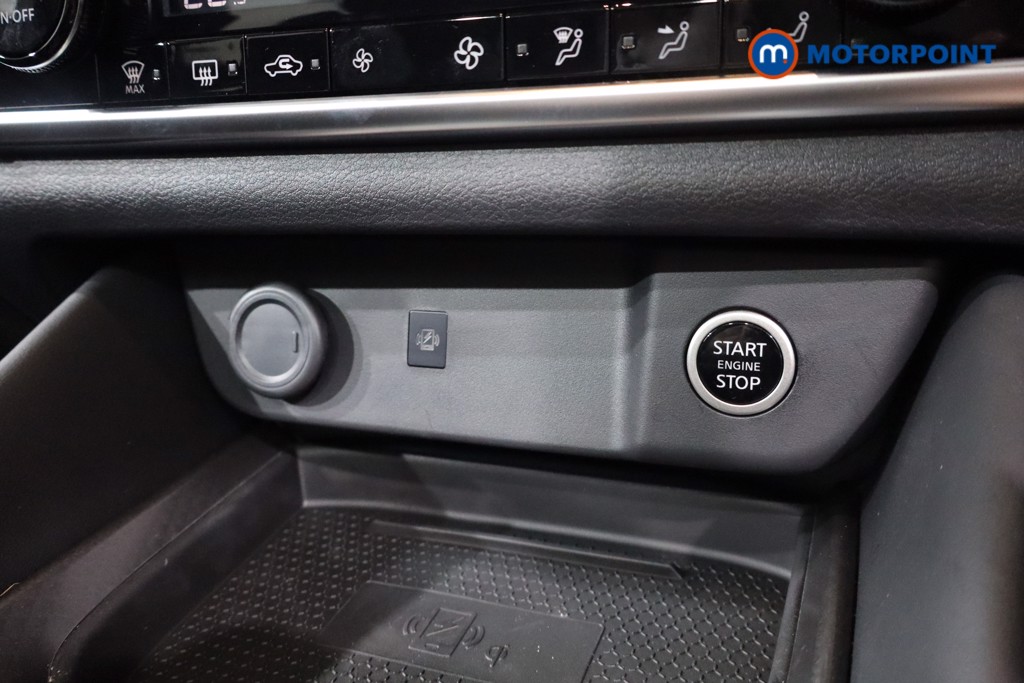 Used Nissan Qashqai for sale - 76554727: Photo 24