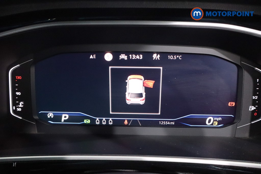 Used Volkswagen T-Roc 2024 for sale - 77946534: Photo 24