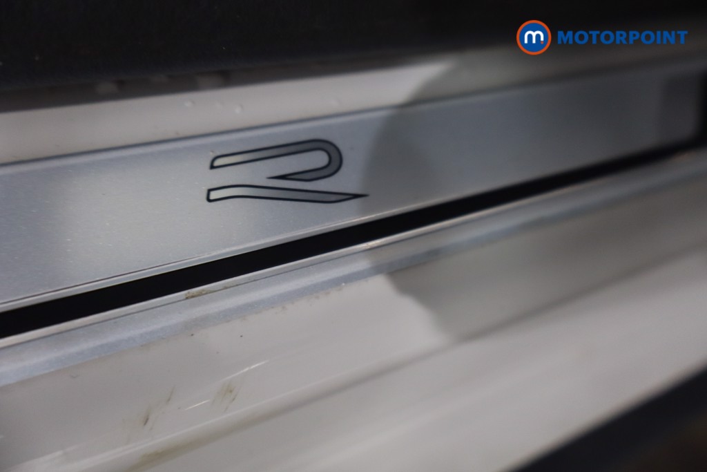 Used Volkswagen T-Roc 2024 for sale - 77946534: Photo 34