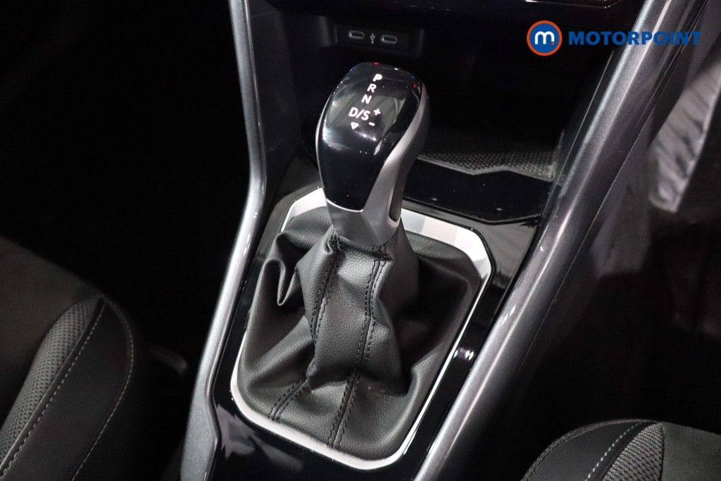 Used Volkswagen T-Roc 2023 for sale - 77187186: Photo 26