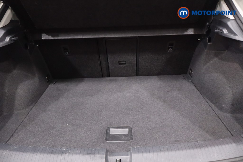 Used Volkswagen T-Roc 2023 for sale - 77187186: Photo 42