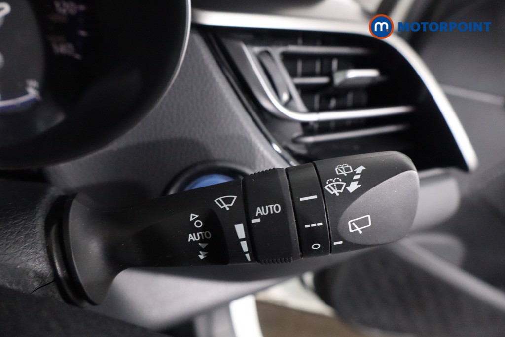 Used Toyota C-HR 2019 for sale - 77904095: Photo 24