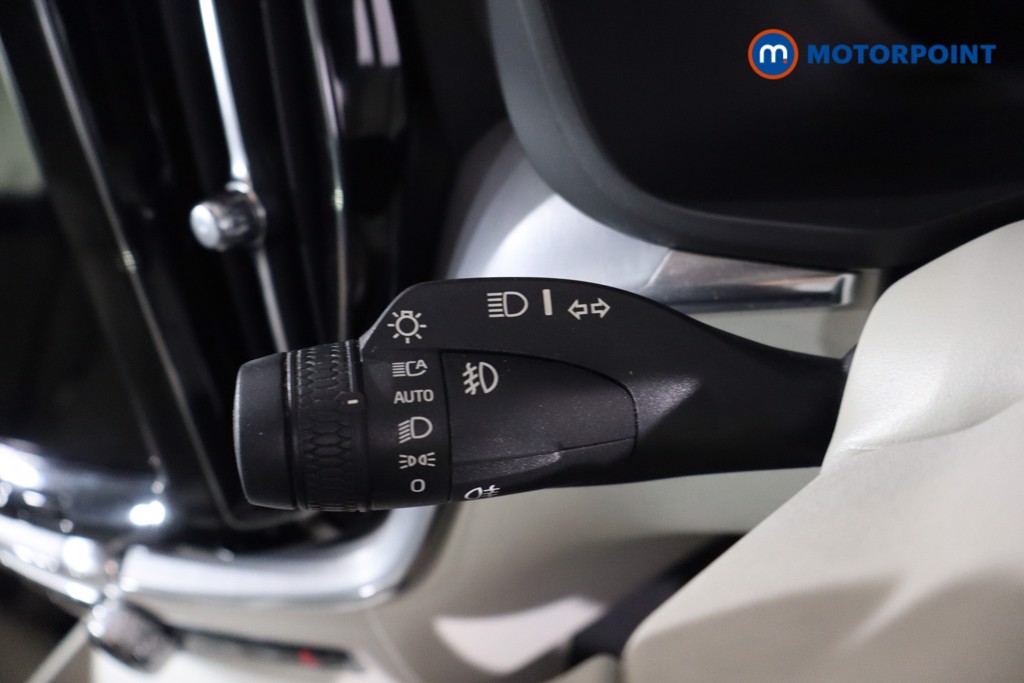 Used Volvo XC60 2021 for sale - 76402794: Photo 25