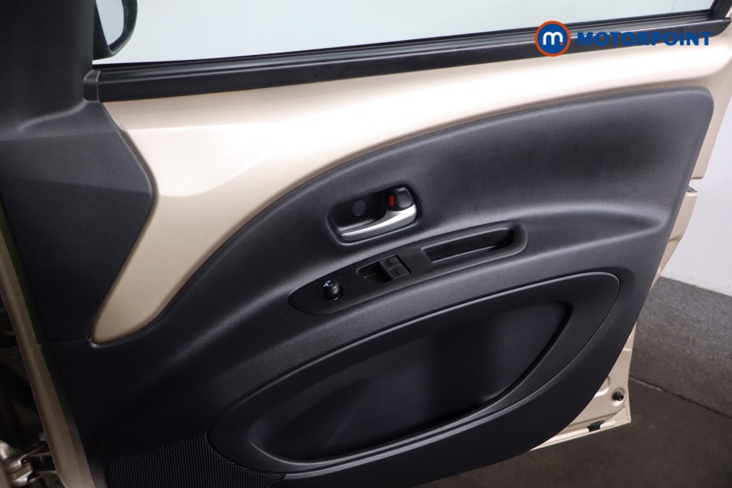 Used Toyota Aygo X 2022 for sale - 77567989: Photo 28