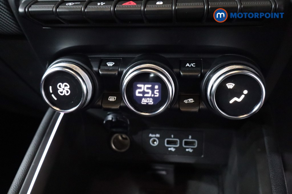 Used Renault Clio 2023 for sale - 77688463: Photo 27