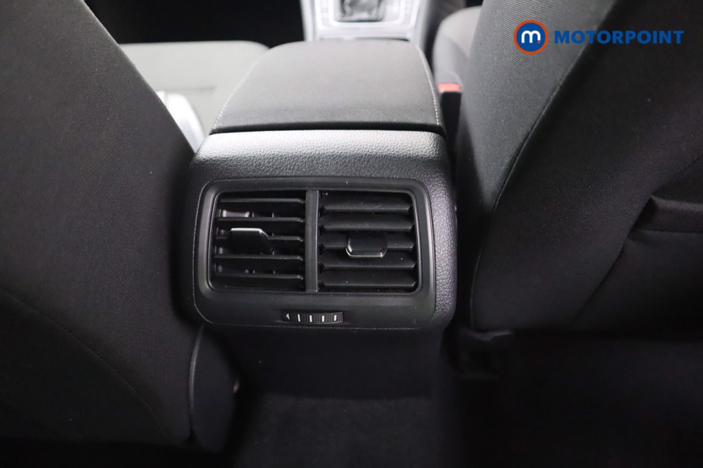 Used Volkswagen Golf 2019 for sale - 77997976: Photo 25