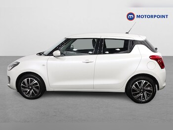 Used Suzuki Swift 2021 for sale - 77935274: Photo