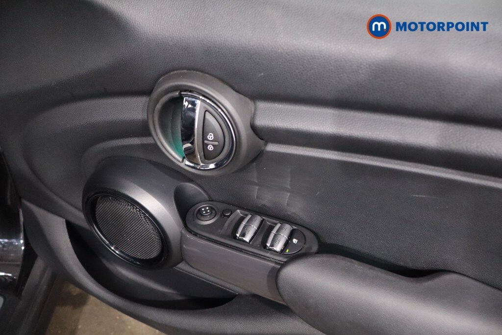 Used MINI Hatch 2019 for sale - 78153348: Photo 32