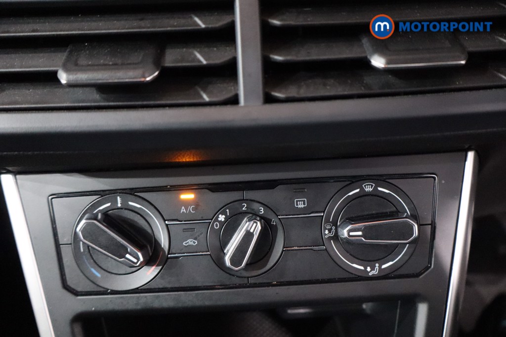 Used Volkswagen Polo 2024 for sale - 76402790: Photo 24