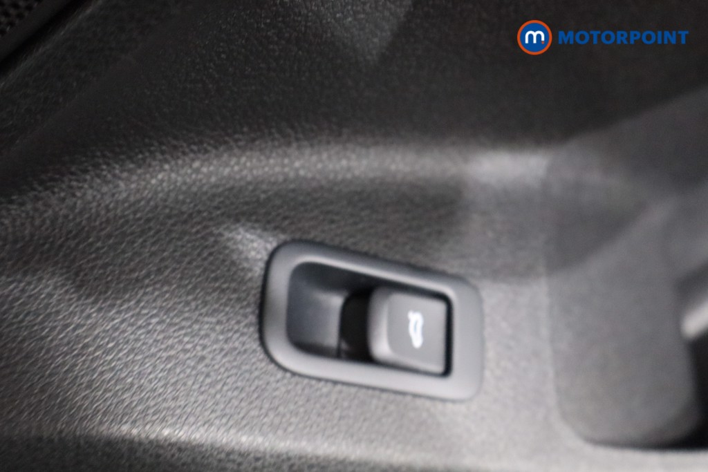 Used Audi Q2 2021 for sale - 76316570: Photo 31