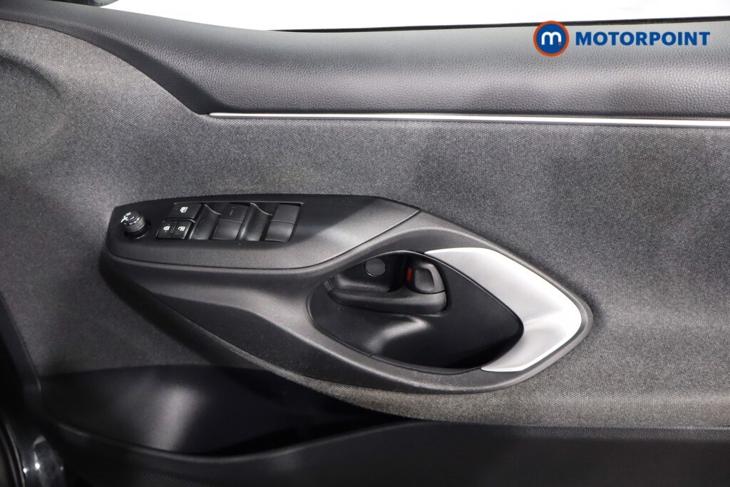 Used Toyota Yaris 2022 for sale - 76252844: Photo 30