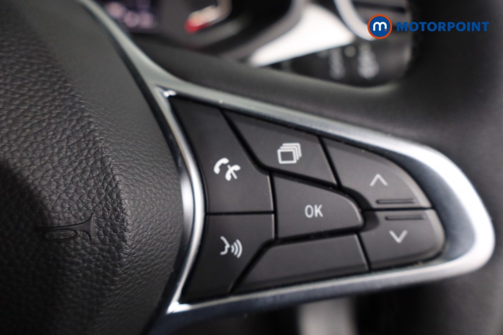 Used Renault Clio 2023 for sale - 76933985: Photo 16