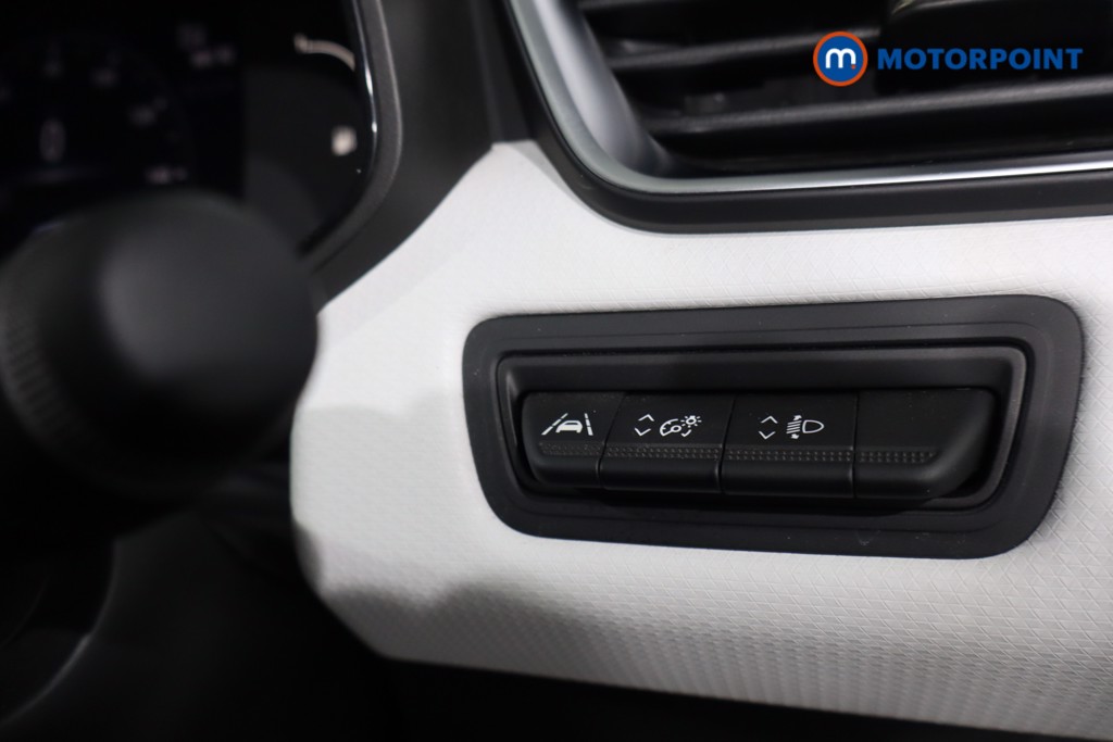 Used Renault Clio 2023 for sale - 76933985: Photo 27