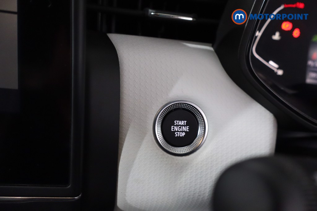 Used Renault Clio 2023 for sale - 76933985: Photo 28