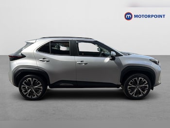 Used Toyota Yaris Cross 2023 for sale - 78883004: Photo