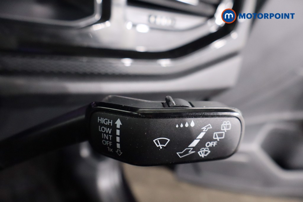 Used Volkswagen Polo 2024 for sale - 76612105: Photo 15