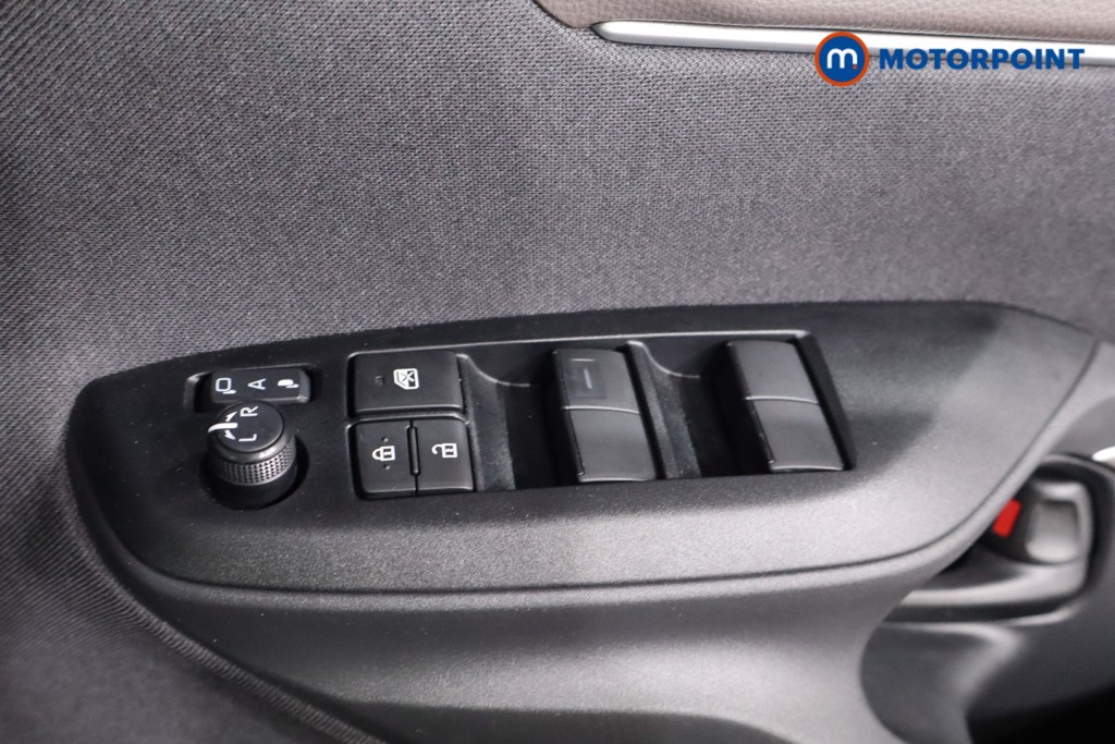 Used Toyota Yaris Cross 2024 for sale - 76958167: Photo 27