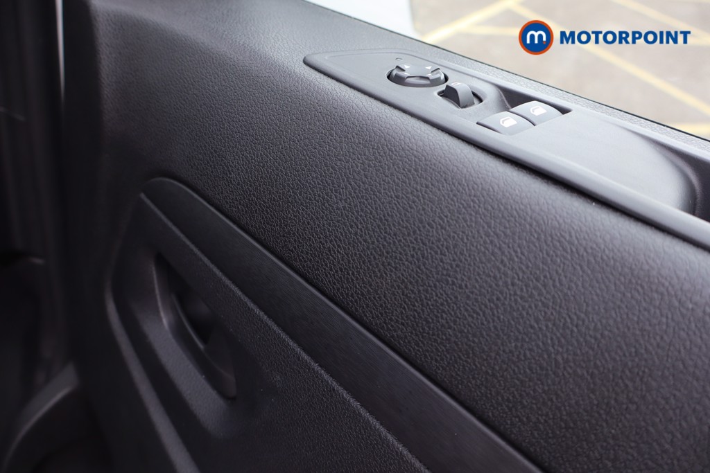 Used Peugeot Expert 2025 for sale - 77649143: Photo 30