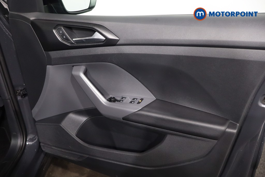 Used Volkswagen T-Cross 2021 for sale - 77076704: Photo 32