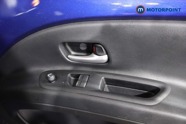 Used Toyota Aygo X 2023 for sale - 76278967: Photo 29