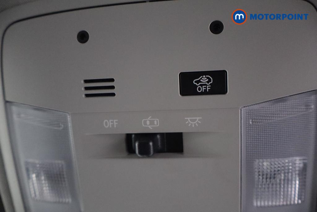 Used Toyota RAV4 2017 for sale - 76526739: Photo 24