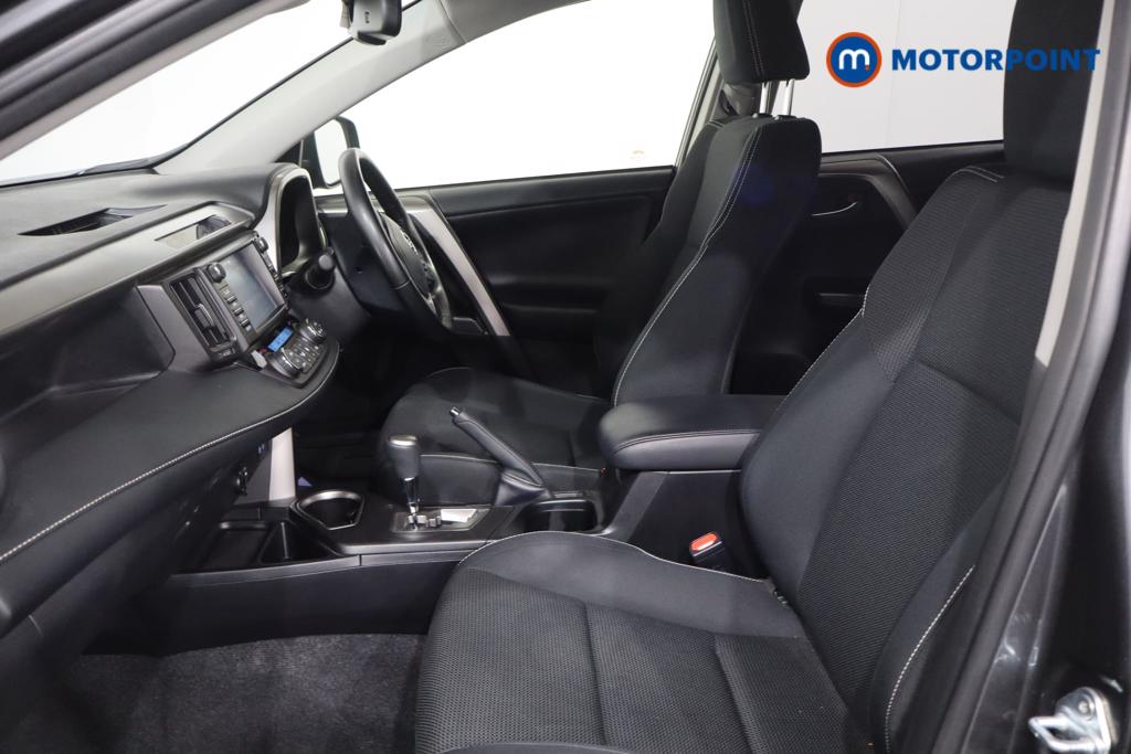 Used Toyota RAV4 2017 for sale - 76526739: Photo 26